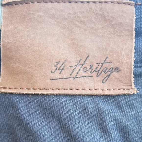 34 Heritage Nevada Straight Chino Shorts in Navy Soft Touch Size:40 - Picture 8 of 13